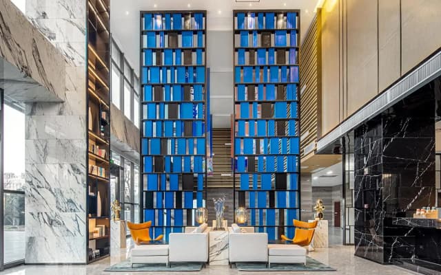 Orange Hotel (Yancheng Municipal Government Baolong Square)