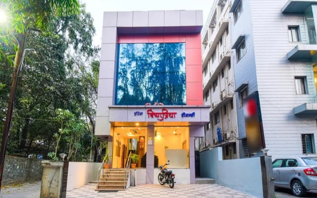Hotel Vishnupriya Grand