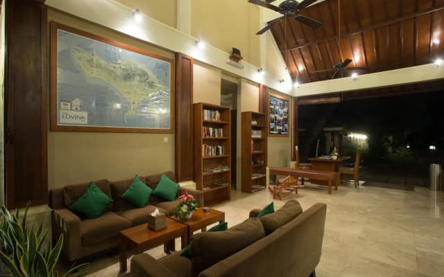 Bali Lovina Beach Cottages