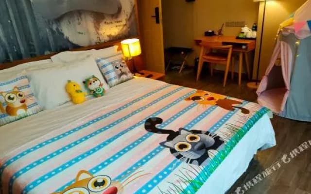 The Journey Hotel