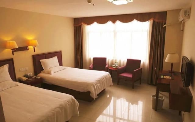 GreenTree Inn Hainan Haikou Chengmai Old Town Hotel