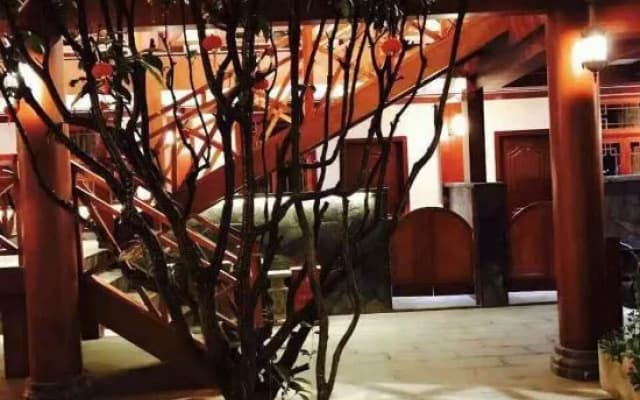 Yishan Mansion Lijiang