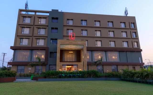 Lords Eco Inn Jamnagar - Apple Gate