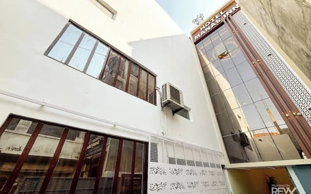 Hotel Manas Inn