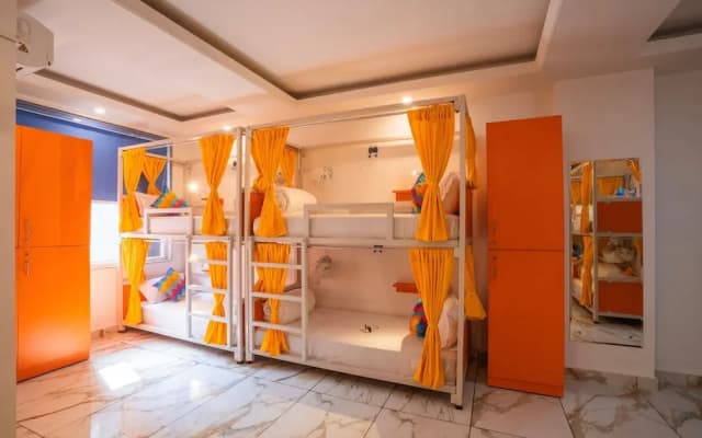 goSTOPS PLUS Gurugram, Baani Square