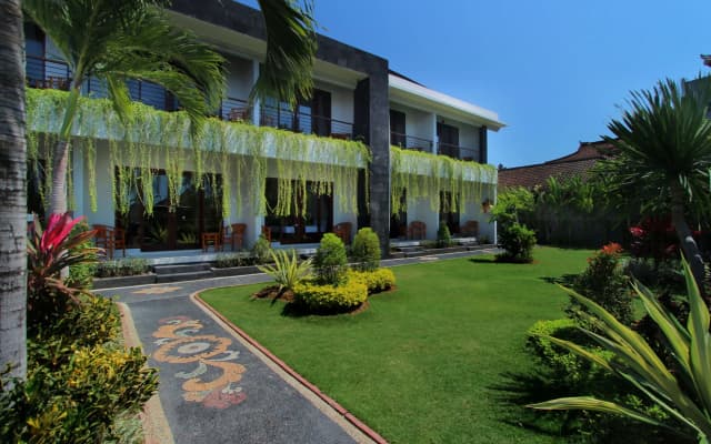 Sri Kandi Inn