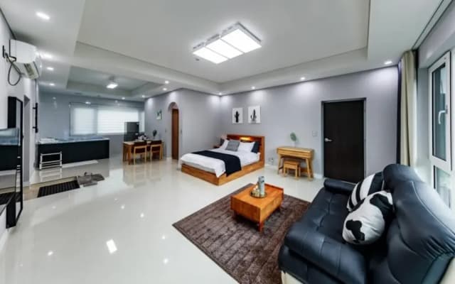 Chuncheon Planb Poolvilla(플랜비 풀빌라)