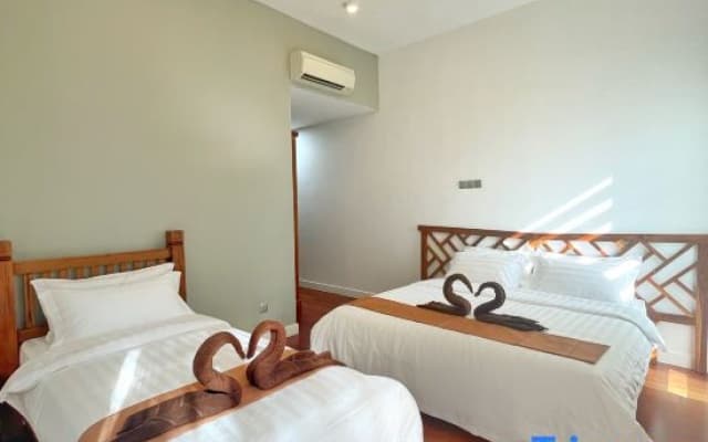 Ezyhouz Homestay @ Imago Shopping Mall (The Loft)