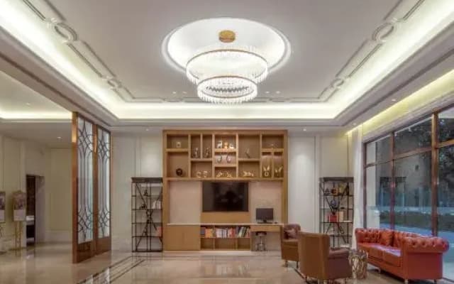 Vienna Hotel (Liaocheng Chiping Construction Road Hotel)