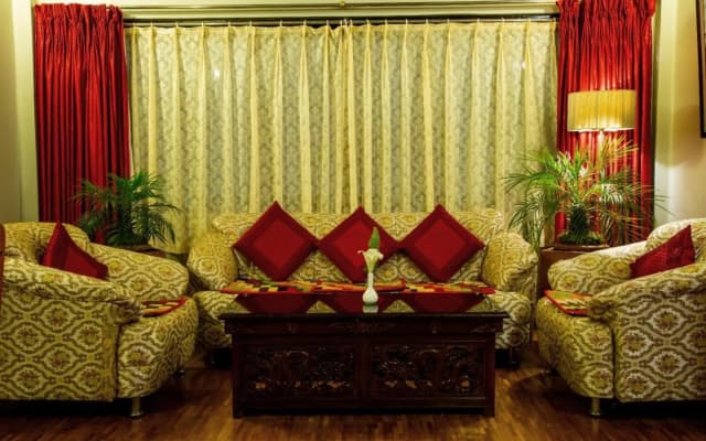 Rhenock House (a luxury villa)