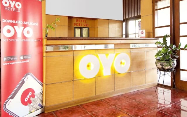 Super OYO 759 Hotel Dewi Sri