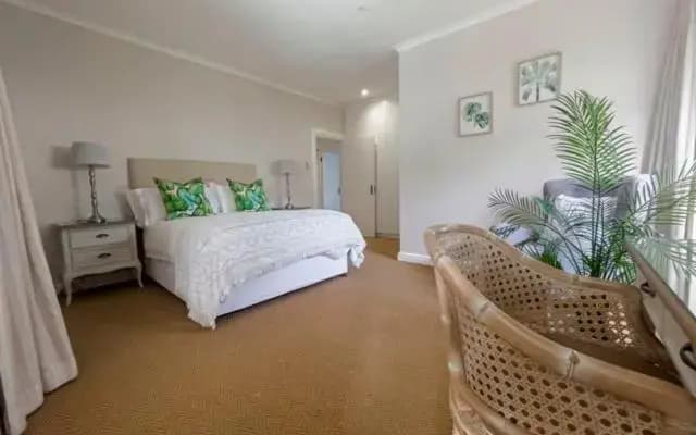 4278 River Club