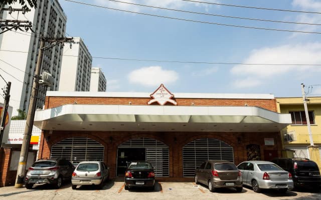 Loft Design, Amplo, Moderno Na Praça Pôr Do Sol Com Ar Condicionado