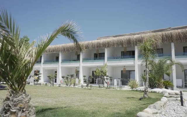 Glenn Hotel & Beach