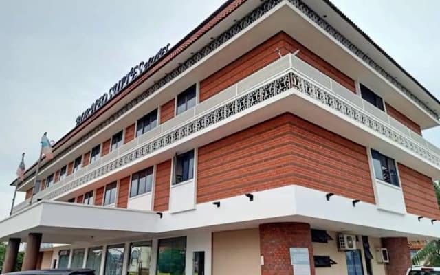 Borneo Suites Hotel
