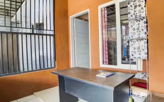 Hotel O Penginapan Syariah Faster Inn