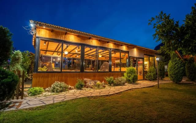 Karaoz Safir Bungalov