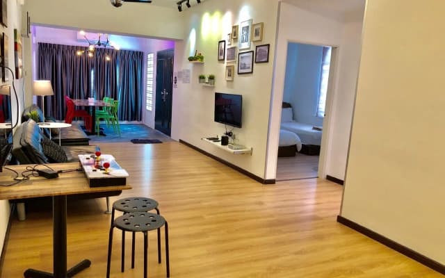 H & H Guesthouse 1
