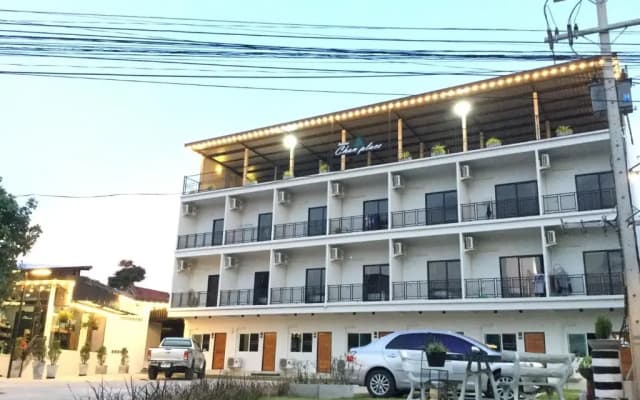 Chan place Hotel