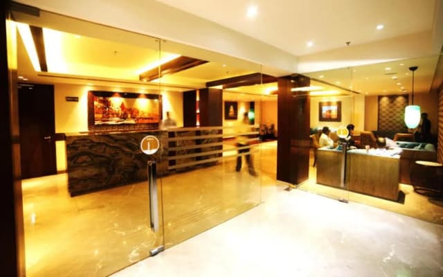 Hotel Le Lotus Grand Varanasi
