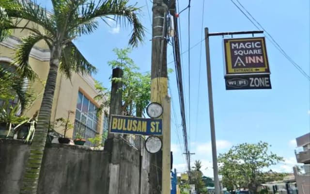 Magic Square Inn