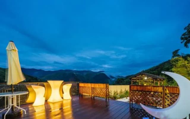 Anji Yunye·180° Alpine Terrace Huanshan Viewing Holiday Skiing Oxygen Su (Jiangnan Tianchi Branch)