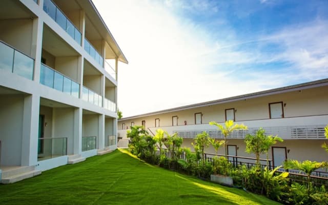 Sunset Beach Hotel - Adults Only