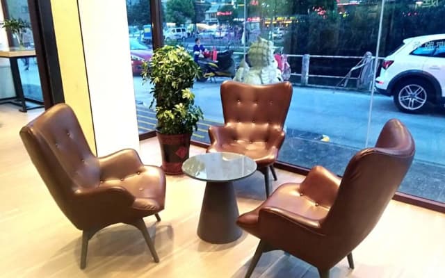 Hanting Hotel Yancheng Funing Shanghai Road