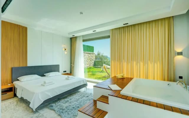 Neptune-2 PLANET LUXURY VILLAS