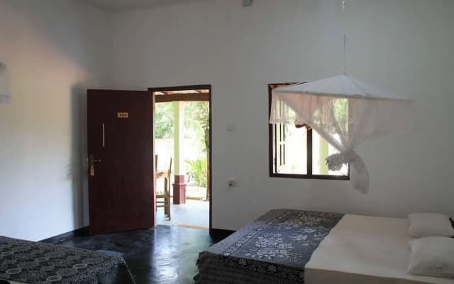 Apsaras Resort Sigiriya