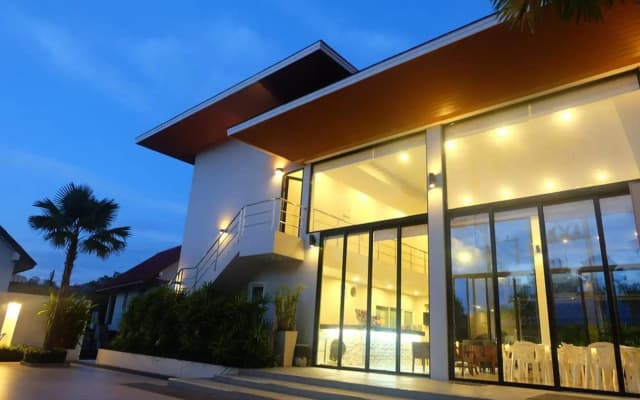 Clear House Resort