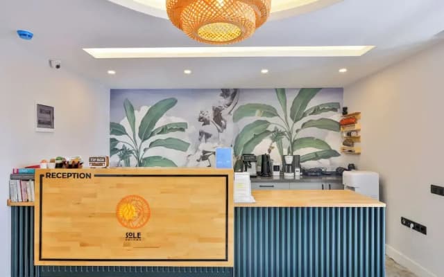 Отель Sole Suites