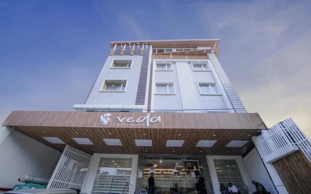 Hotel Veda By RKS
