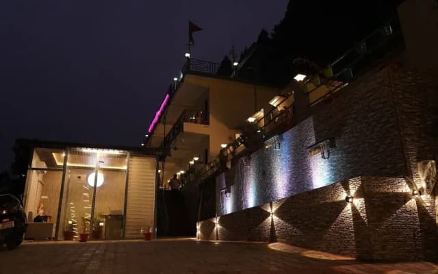 Ganeshwaram Hotel & Restaurant Bhowali