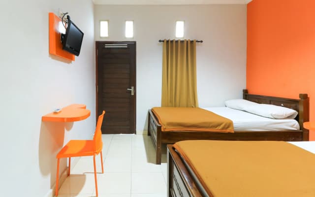 Hotel Warta Putra