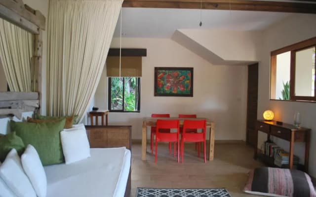 Casa Frangipani