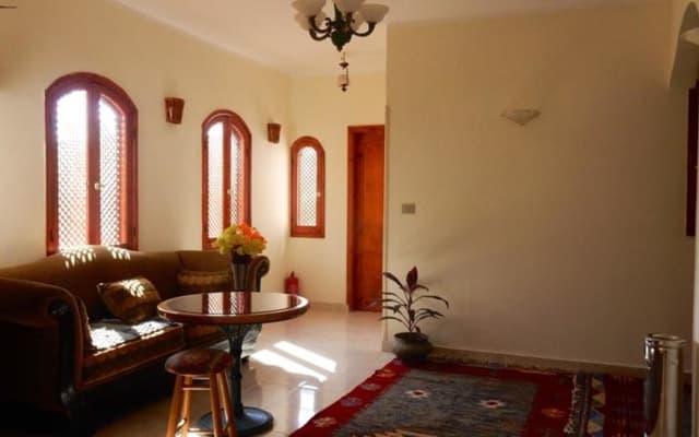 New Memnon Hotel