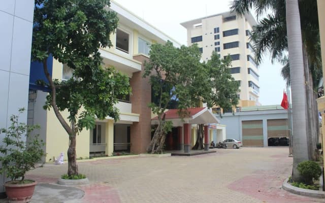 Hoa Binh Hotel