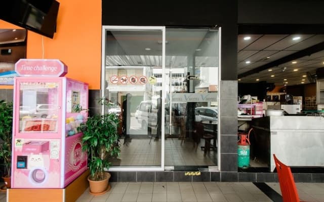 OYO 89456 V Motel