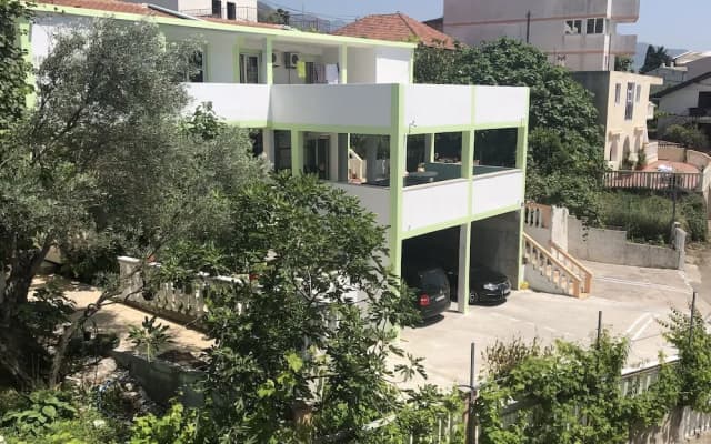 Green Villa