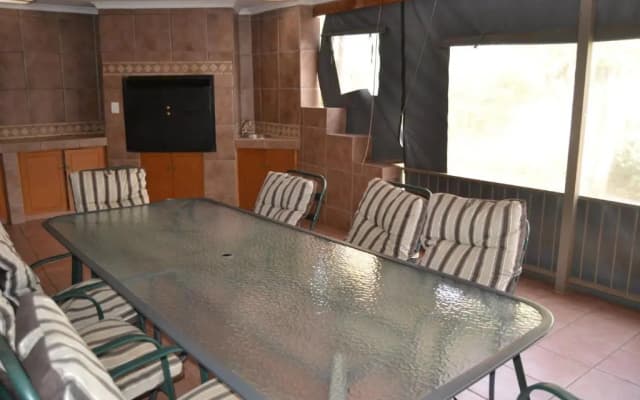 Green Grove Villa