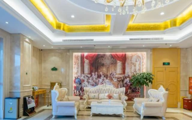 Vienna Hotel (Dongguan Huangjiang Meitang Subway Station Brnch)