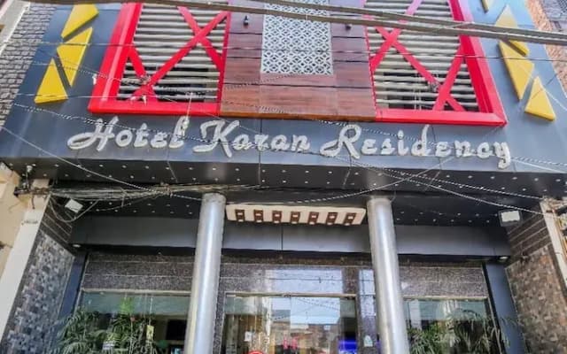 Goroomgo Karan Residency Amritsar