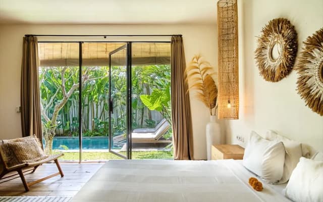 Tropical Designer Private Villa, 3br, Umalas