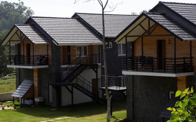 Livgrand - Yellow Lake Resorts & Spa, Yercaud - Myst