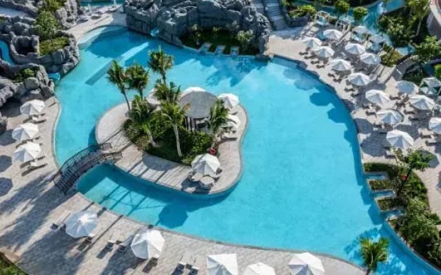 Sanya  Moutai  Superior Hotel