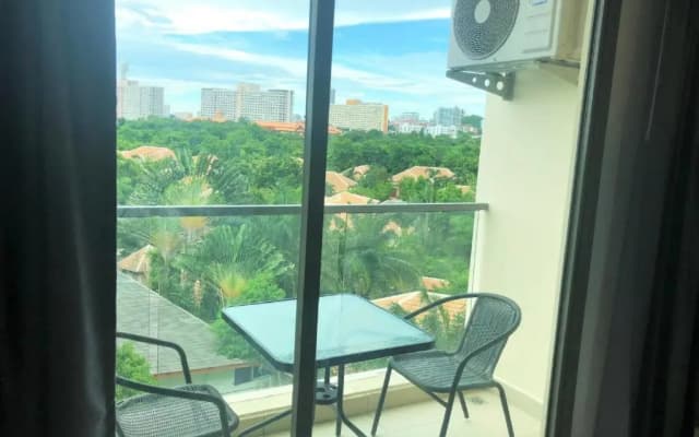 Laguna beach resort 2 studio condo Pattaya