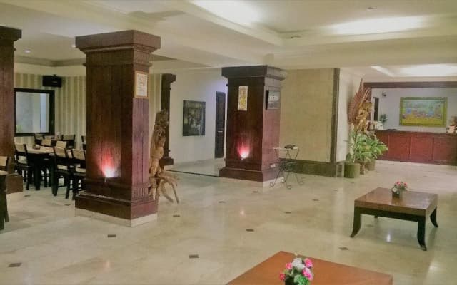Urbanview Hotel Taman Suci Denpasar Bali