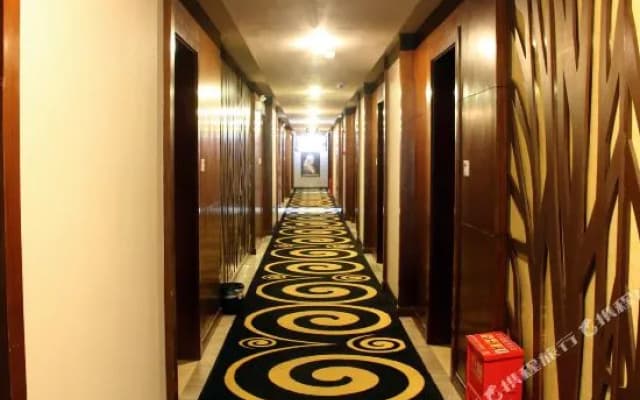 Quanming Hotel