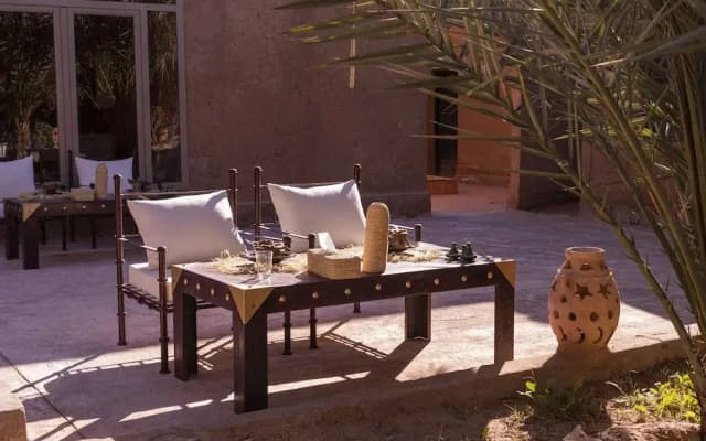 Kasbah Sahara Services-Guest House
